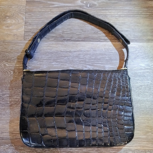 Harrods - Vintage - Black Crocodile-Embossed Wristlet with Gold Claspe - Picture 3 of 9